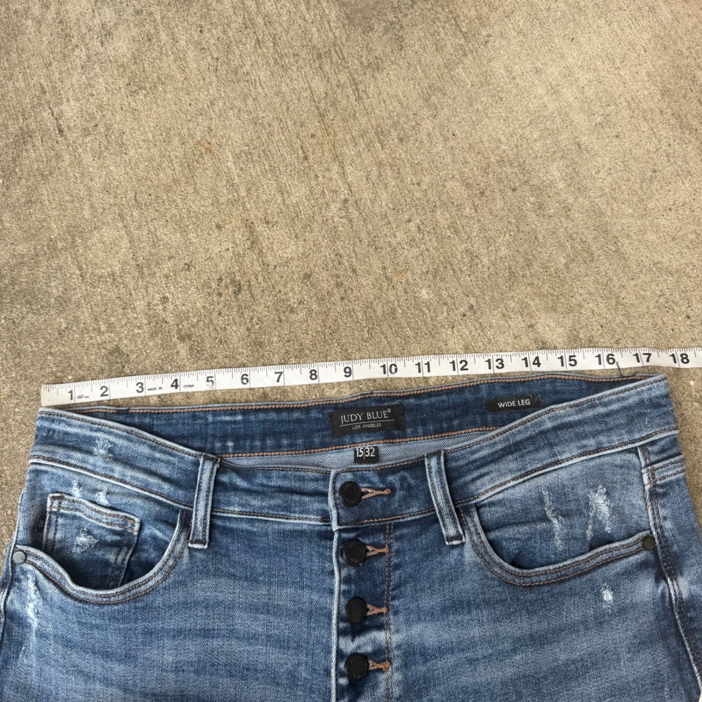 Judy Blue Wide Leg Distressed Jeans Medium Wash Button Fly JB82509MD Size 15/32 - Picture 8 of 11